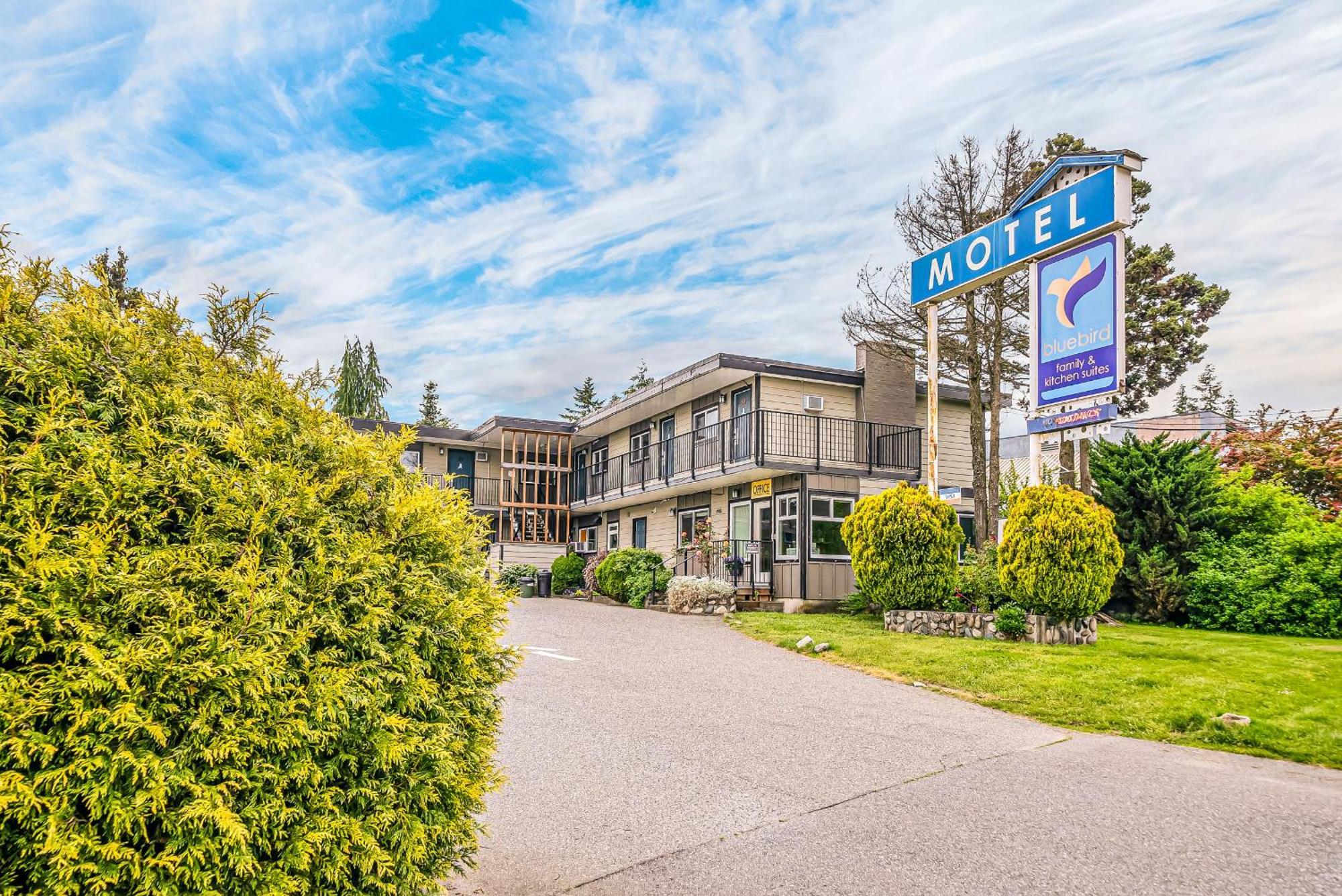 Bluebird Motel Nanaimo Exterior photo